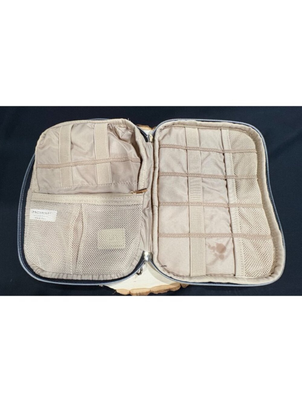 Bagsmart Quilted Black Travel Pouch Phone Cords or Makeup Brush Holder - Picture 2 of 9